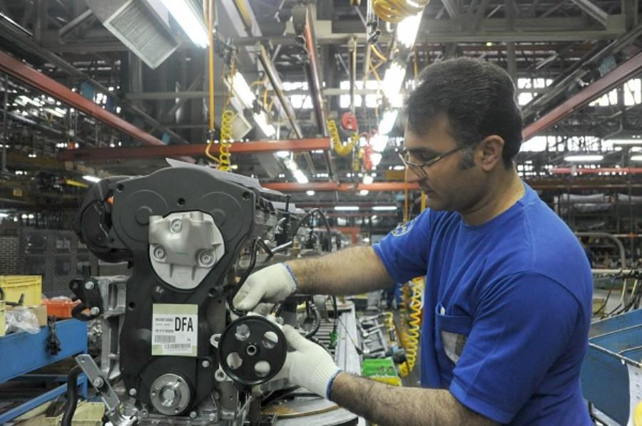 ایران خودرو در تولید موتور هم رکورد زد
